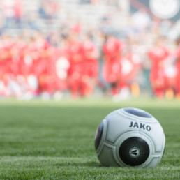Foto van een voetbal van RAFC Antwerpen